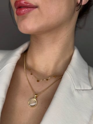 Zlatá nebo růžová? Všechny šperky najdete na našem webu www.betonbeads.cz 📿💍😍 #betonbeads #sperky #darek